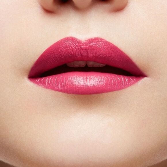 LOUBOUTIN Lipstick! - Picture 8 of 9